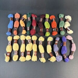 DMC Laine Colbert Tapestry Wool Lot (20) NWT Assorted Earth & Bright Yarn
